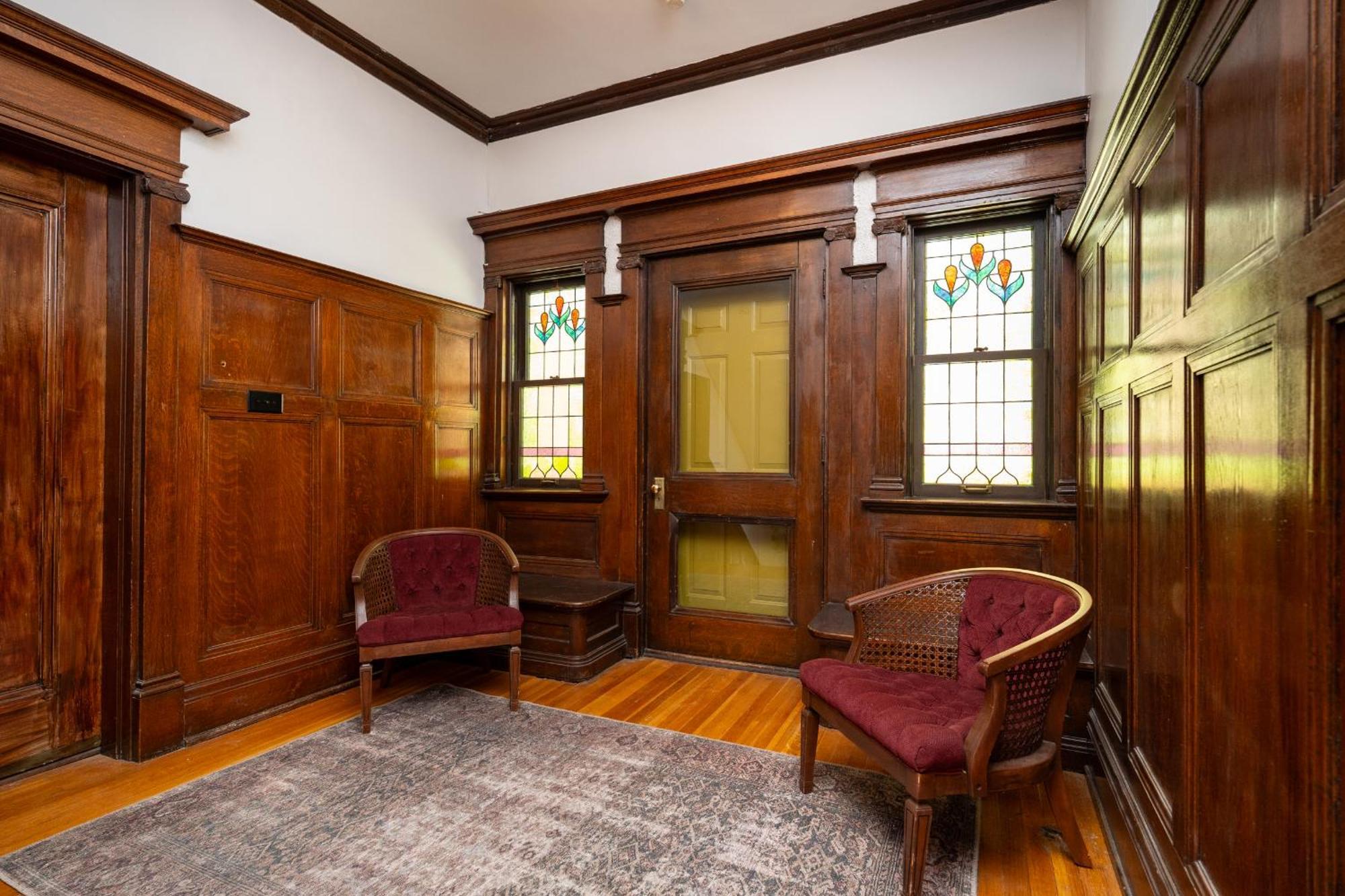 No. 5 East Bed & Breakfast Winnipeg Bagian luar foto