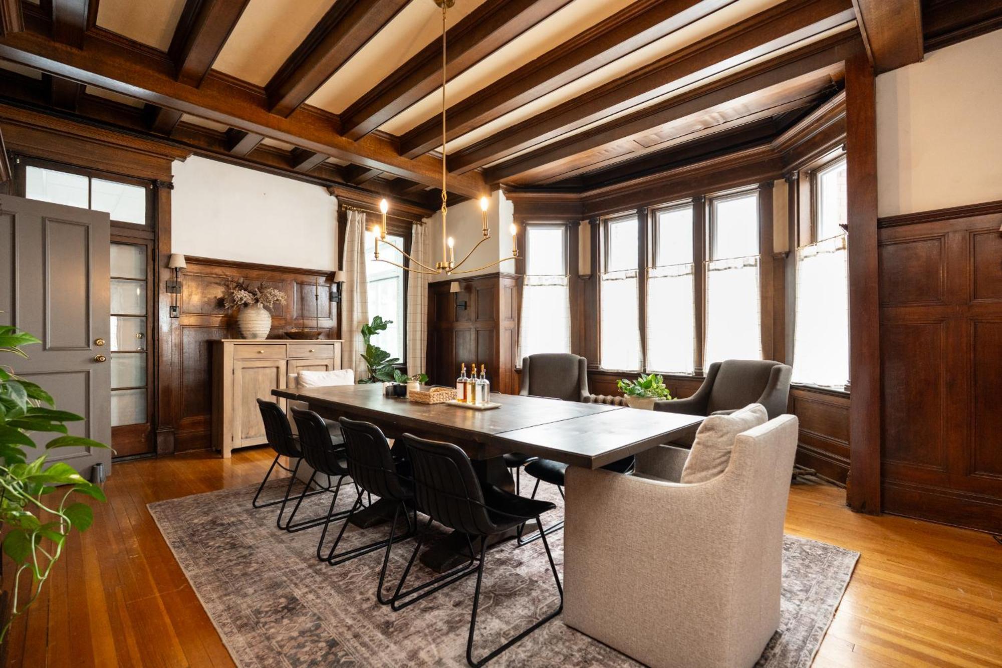 No. 5 East Bed & Breakfast Winnipeg Bagian luar foto