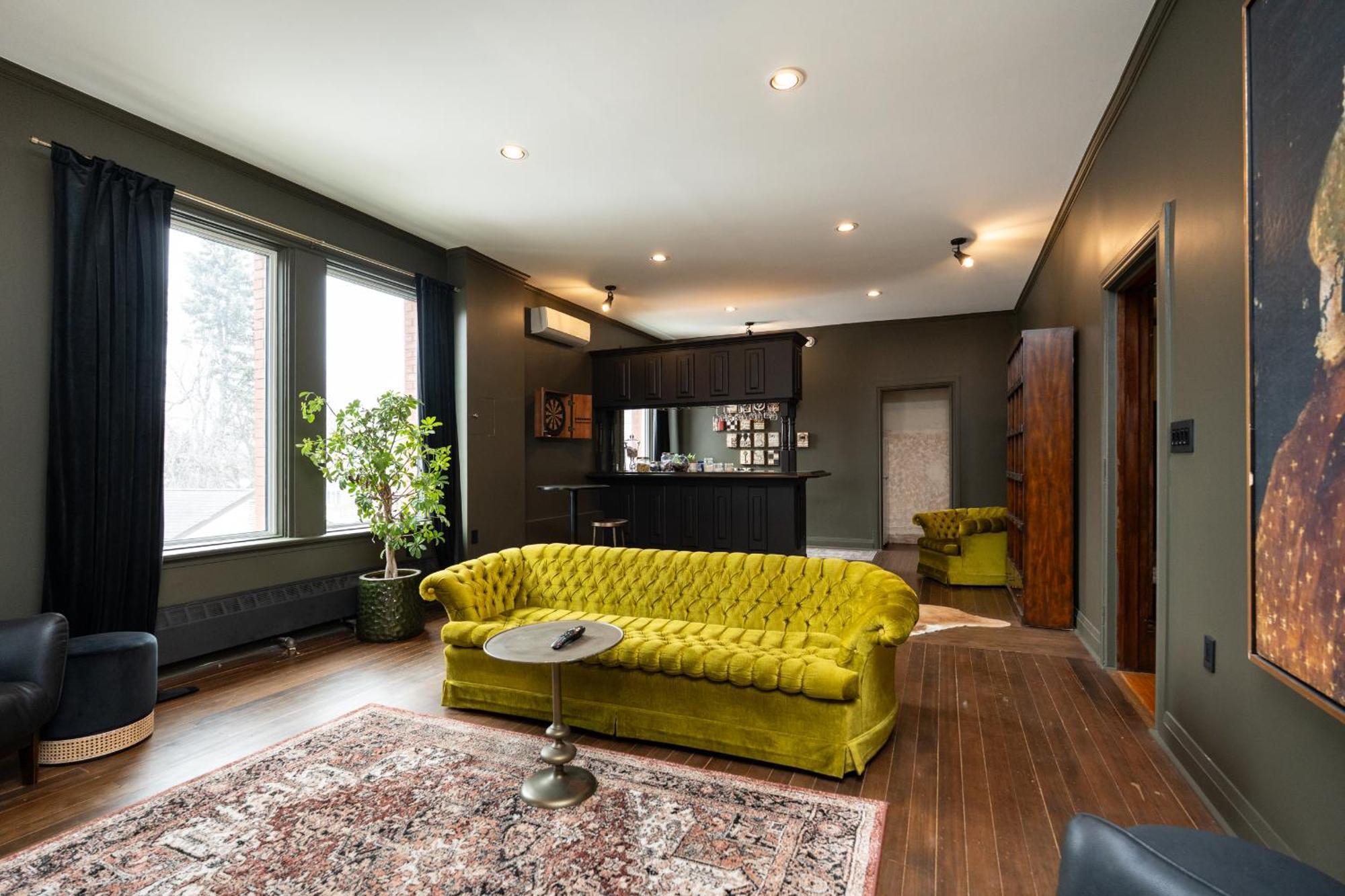 No. 5 East Bed & Breakfast Winnipeg Bagian luar foto