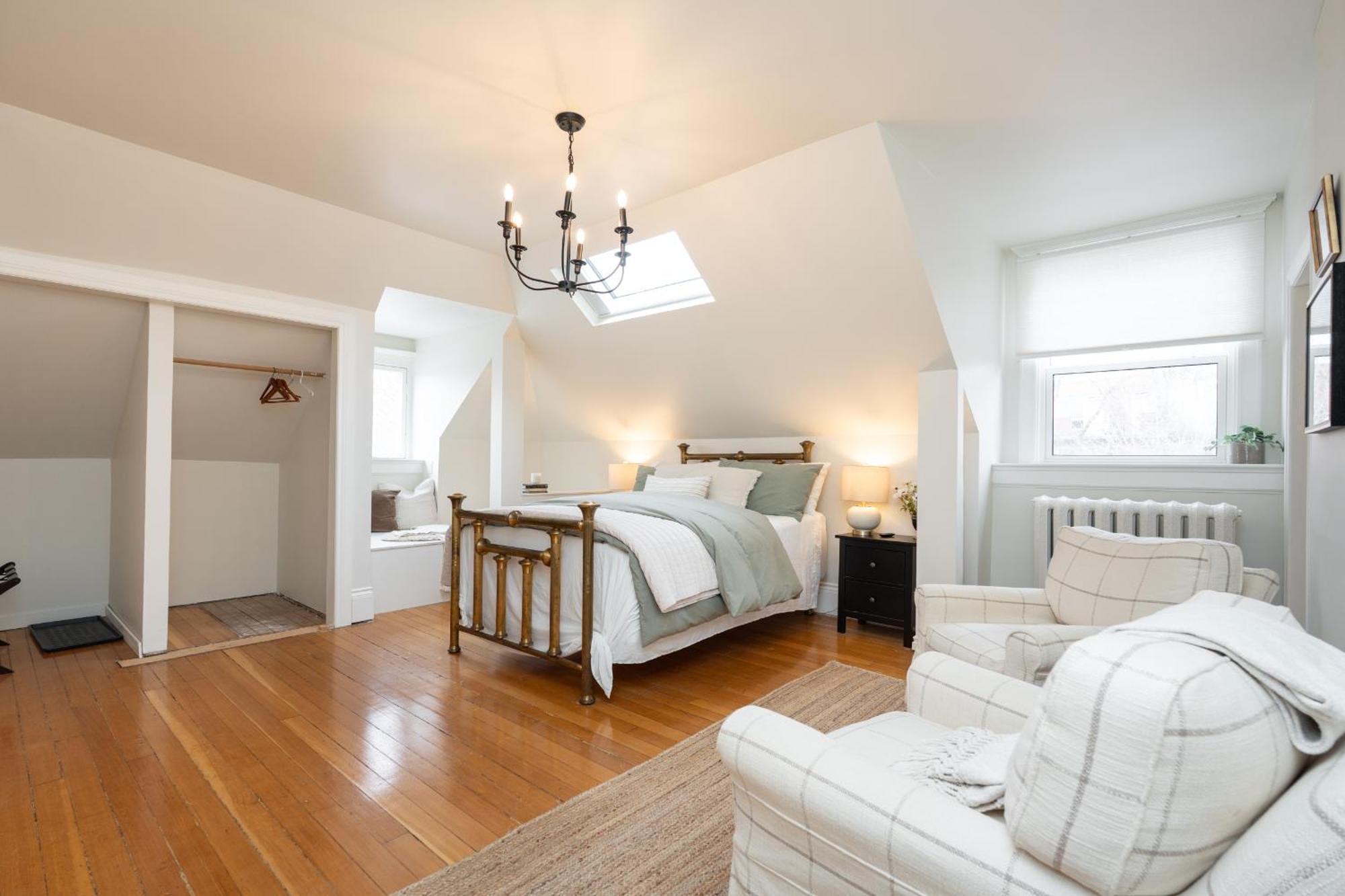 No. 5 East Bed & Breakfast Winnipeg Bagian luar foto