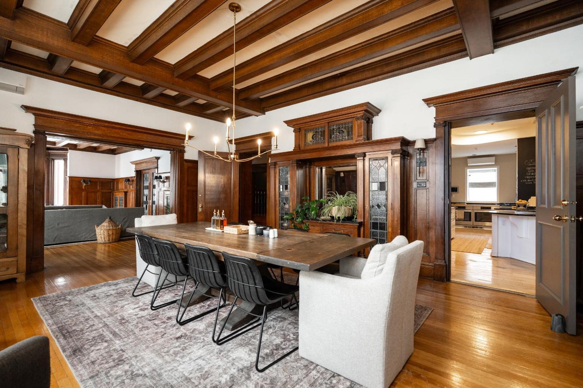 No. 5 East Bed & Breakfast Winnipeg Bagian luar foto
