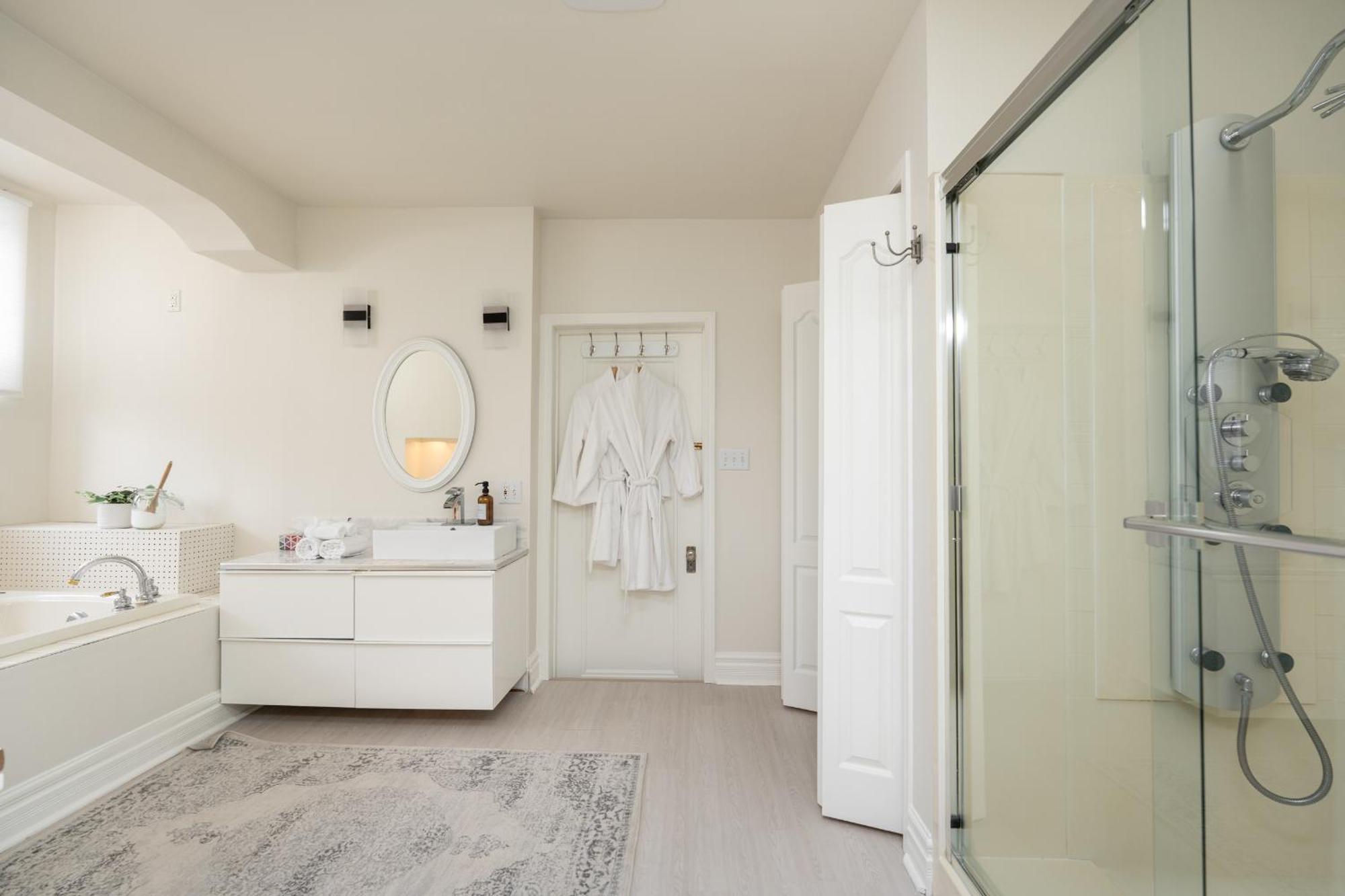 No. 5 East Bed & Breakfast Winnipeg Bagian luar foto