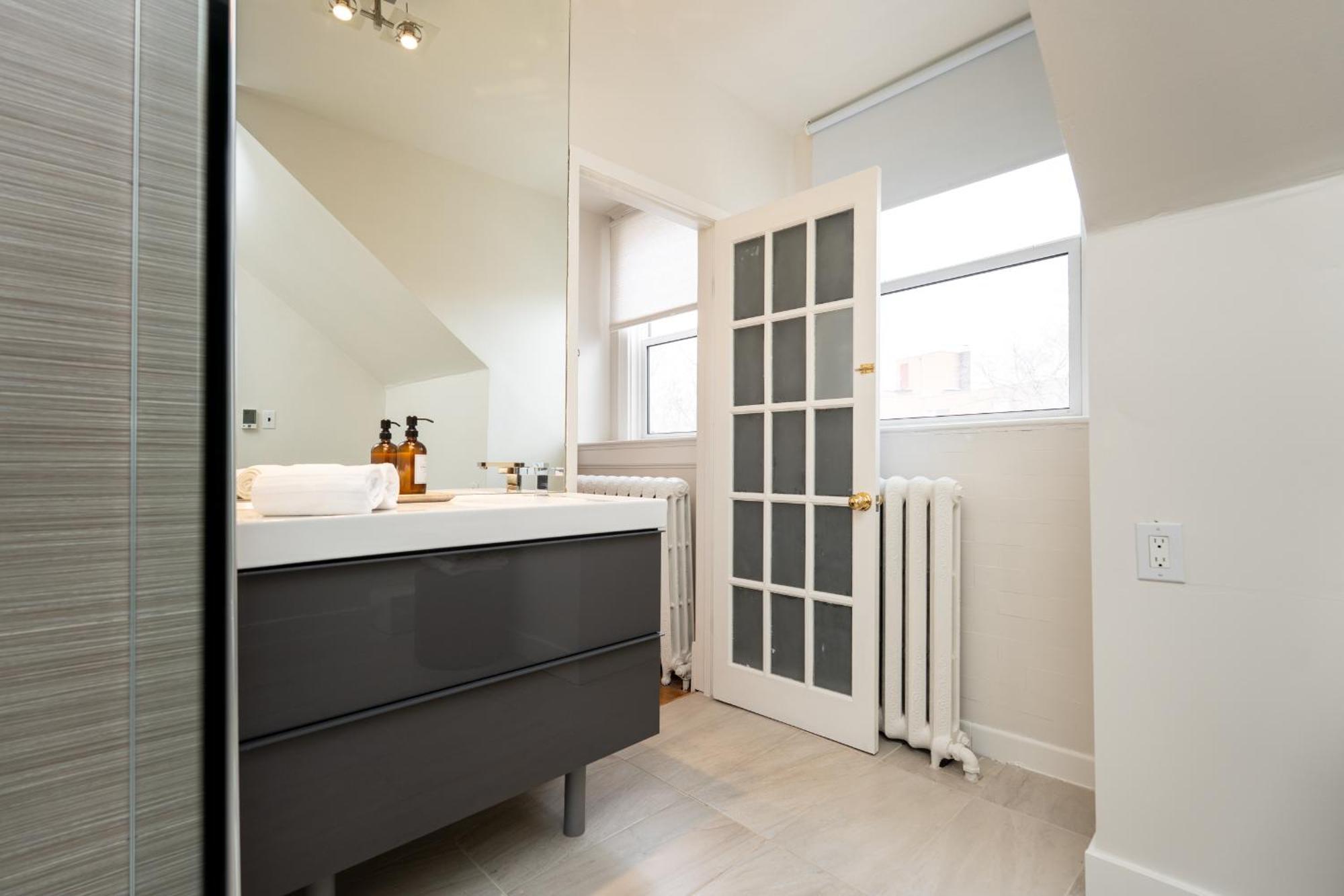 No. 5 East Bed & Breakfast Winnipeg Bagian luar foto
