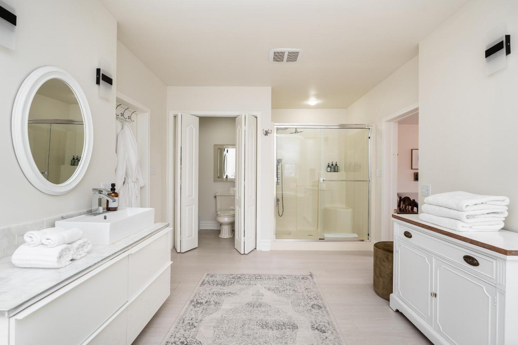 No. 5 East Bed & Breakfast Winnipeg Bagian luar foto