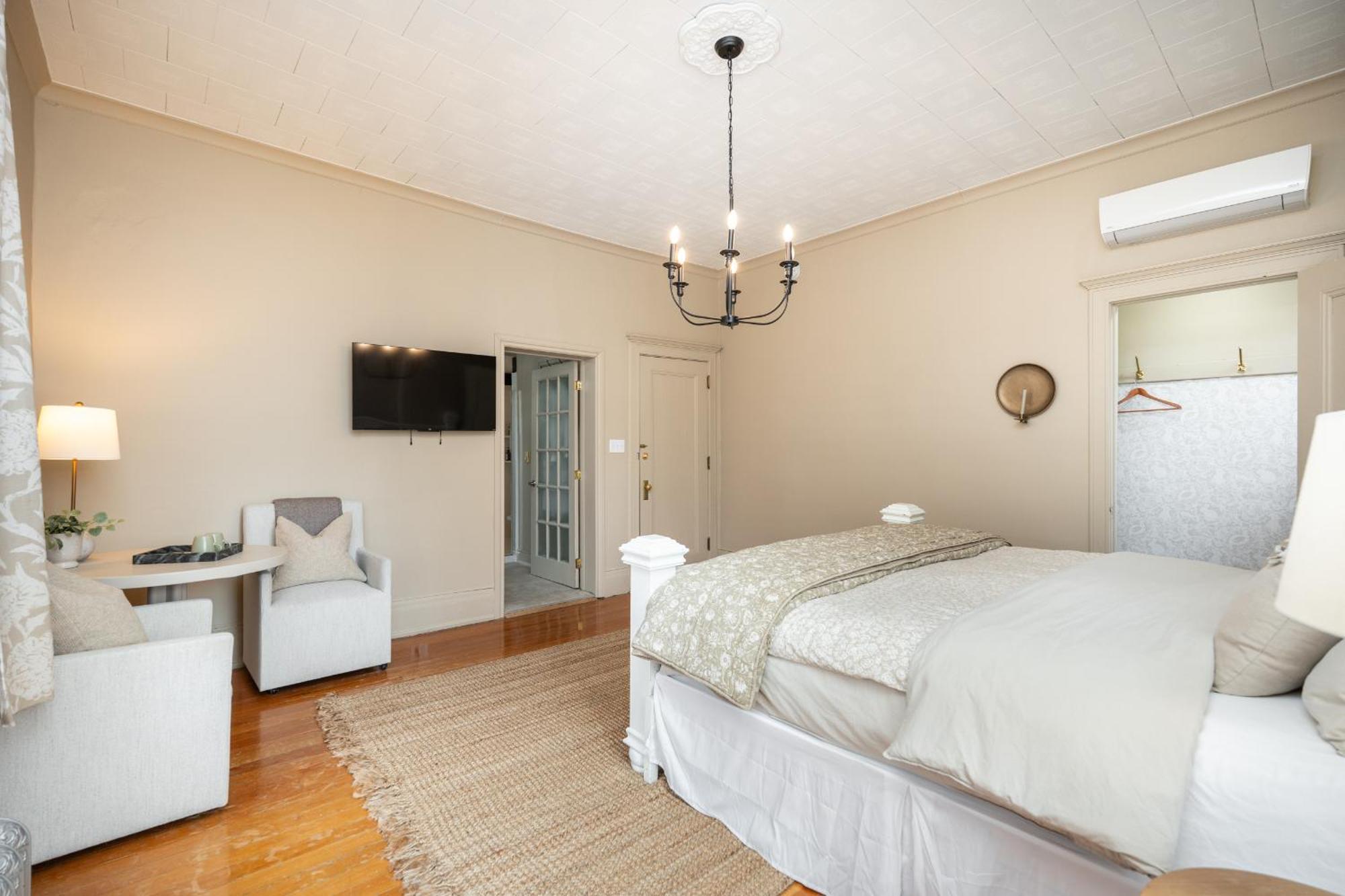 No. 5 East Bed & Breakfast Winnipeg Bagian luar foto