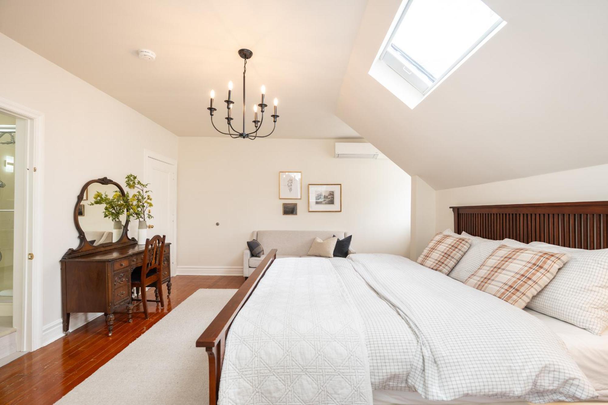 No. 5 East Bed & Breakfast Winnipeg Bagian luar foto